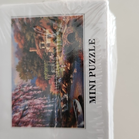 Mini puzzle 1000 pieces eco NWT Nib New - Picture 2 of 7